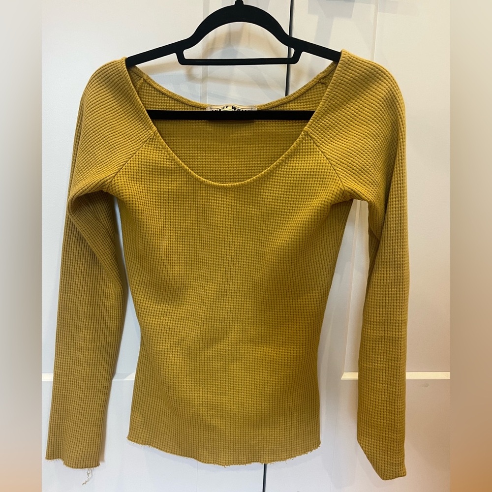 Lykke wullf slow fashion made in LA thermal scoop neckline size S